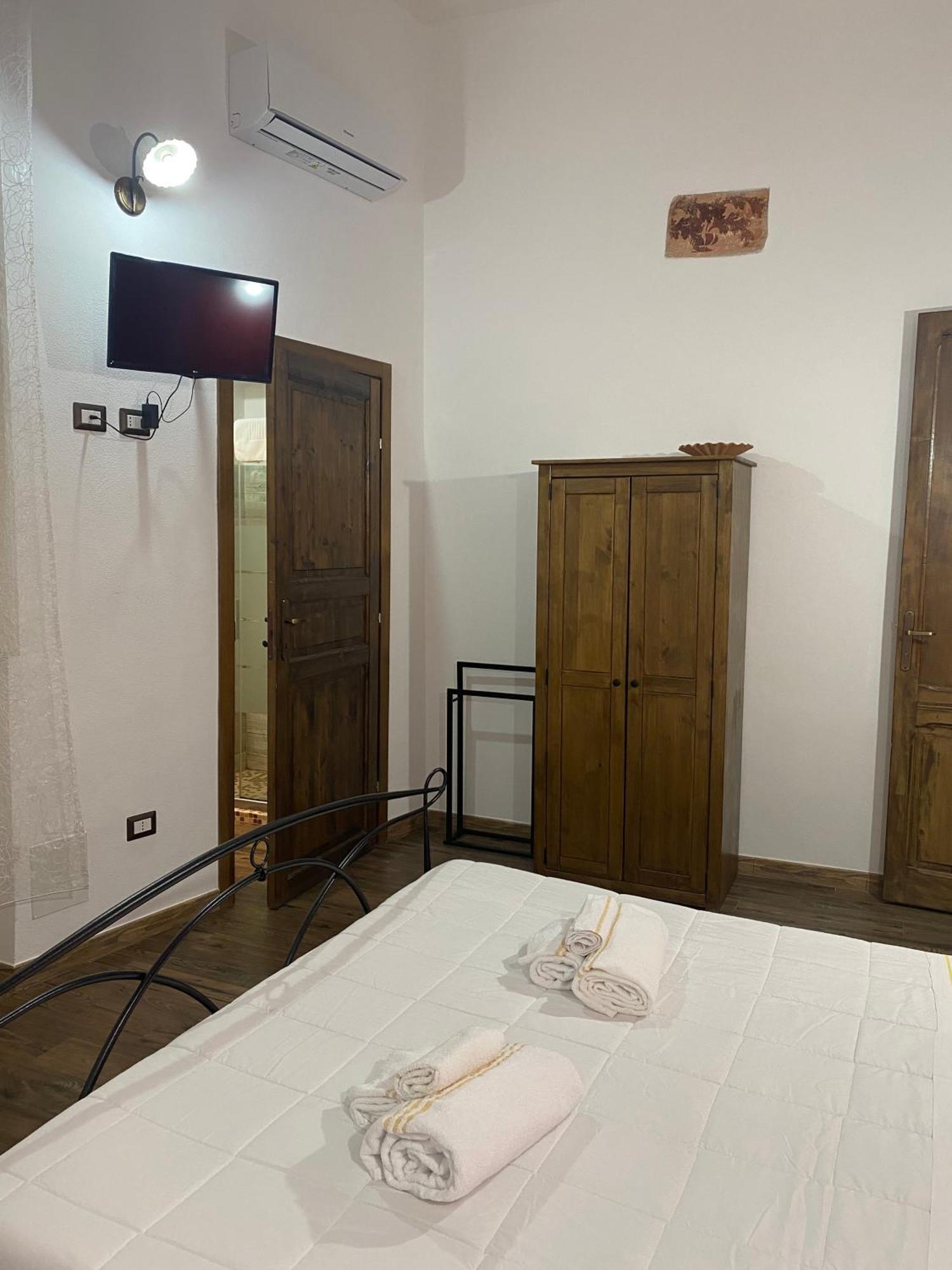 Dani'S House Hotel Cagliari Luaran gambar