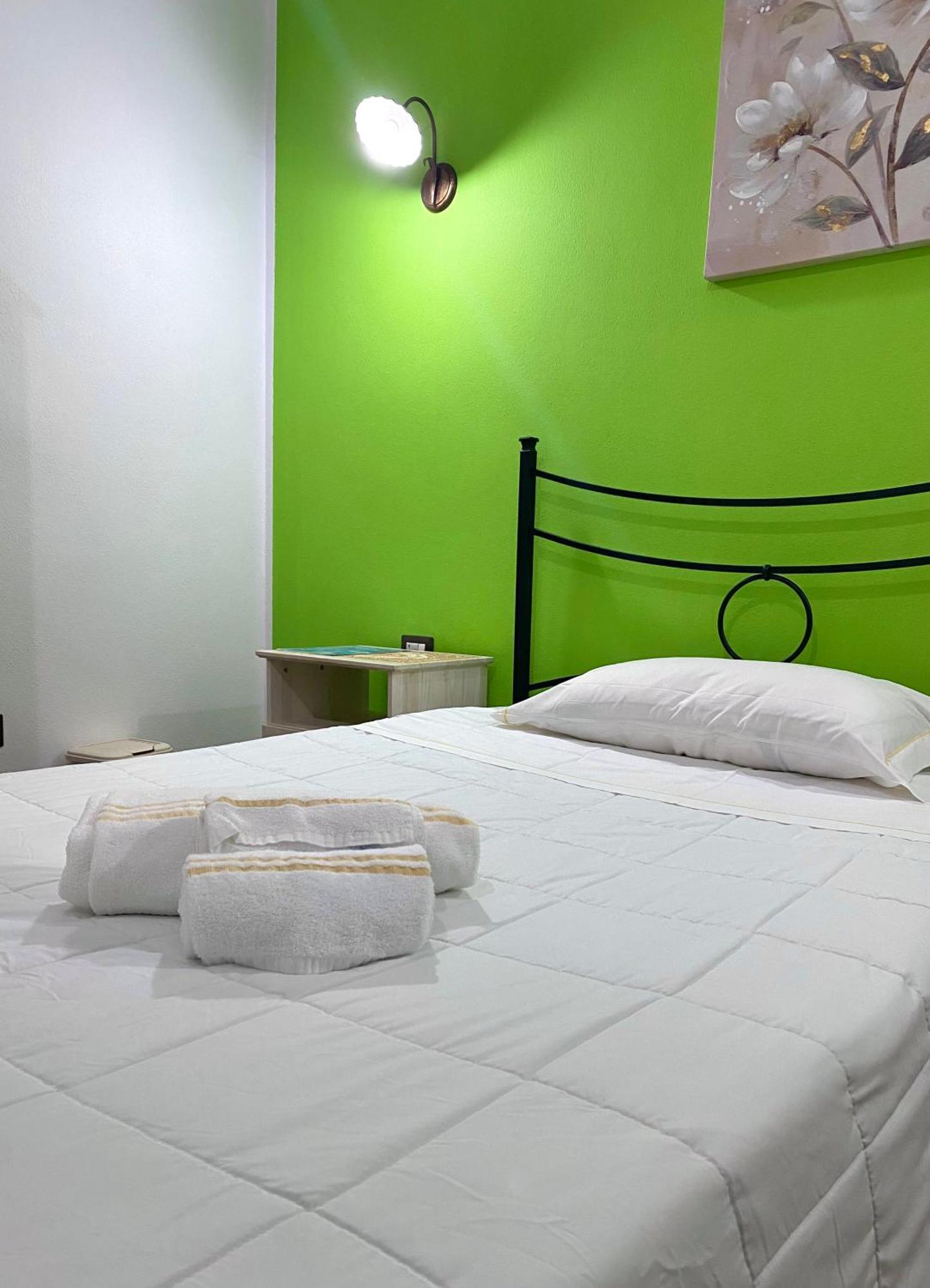 Dani'S House Hotel Cagliari Bilik gambar
