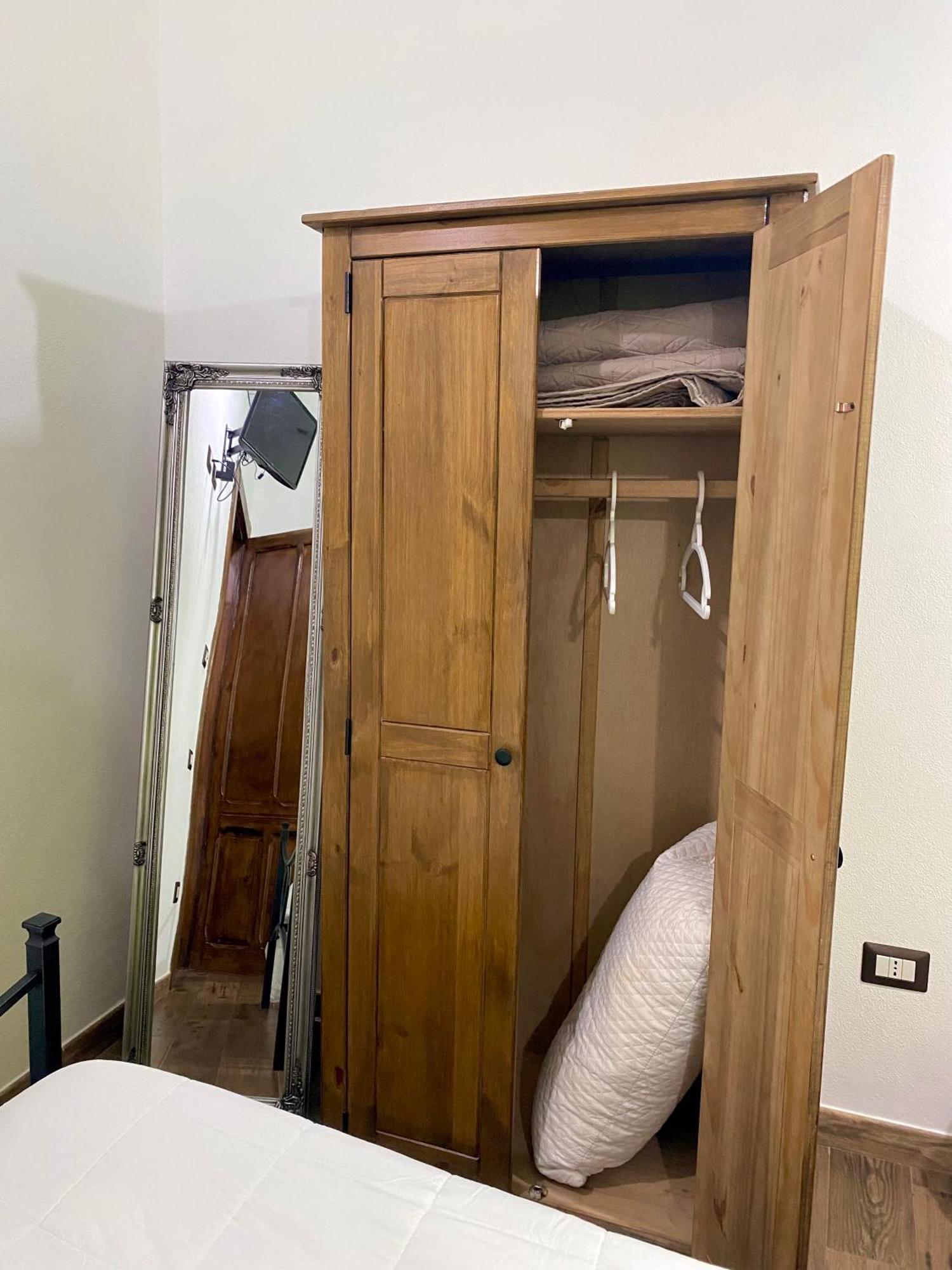 Dani'S House Hotel Cagliari Bilik gambar