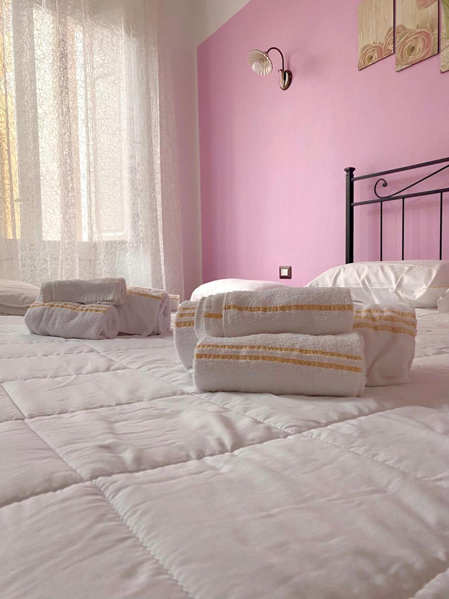 Dani'S House Hotel Cagliari Bilik gambar