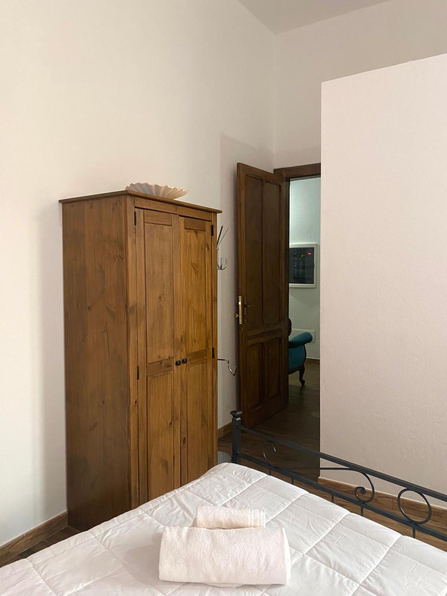 Dani'S House Hotel Cagliari Bilik gambar